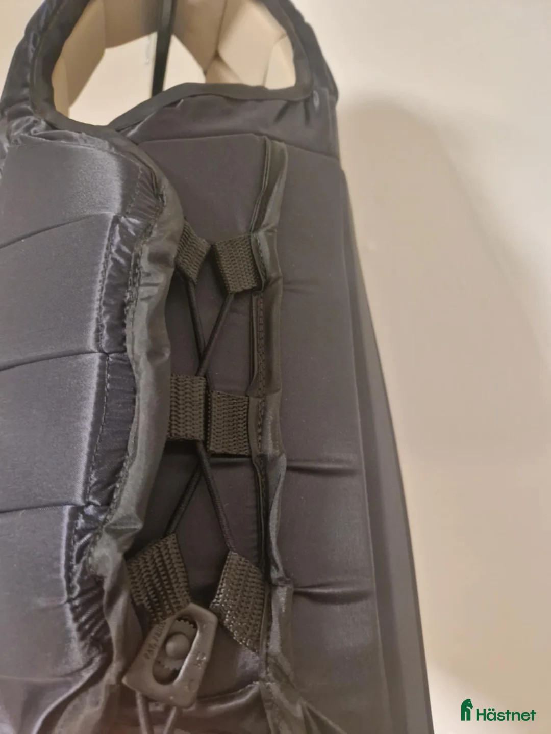 Säkerhetsvästar ryttarutrustning till salu: Race safe säkerhetsväst, childs x-large i Tranås - Annons 3