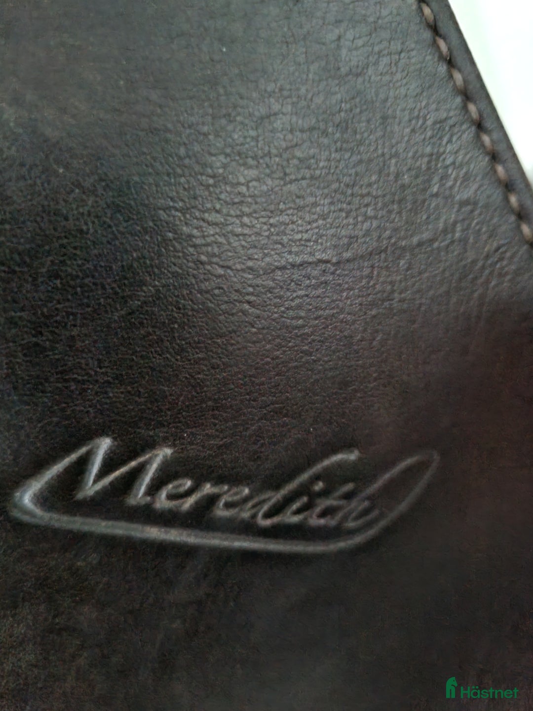 Sadlar hästutrustning till salu: Fin brun hoppsadel 17" i Tvååker - Annons 2