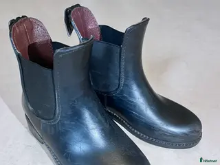 Ridstövlar ryttarutrustning till salu: Ridskor storlek 28 (!) i Nygård - Annons 2