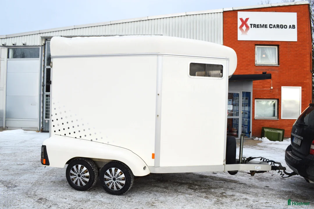 Hästtransporter  fordon & transport till salu: Umesläp BB35 Totalvikt 1400kg i Kvicksund - Annons 2
