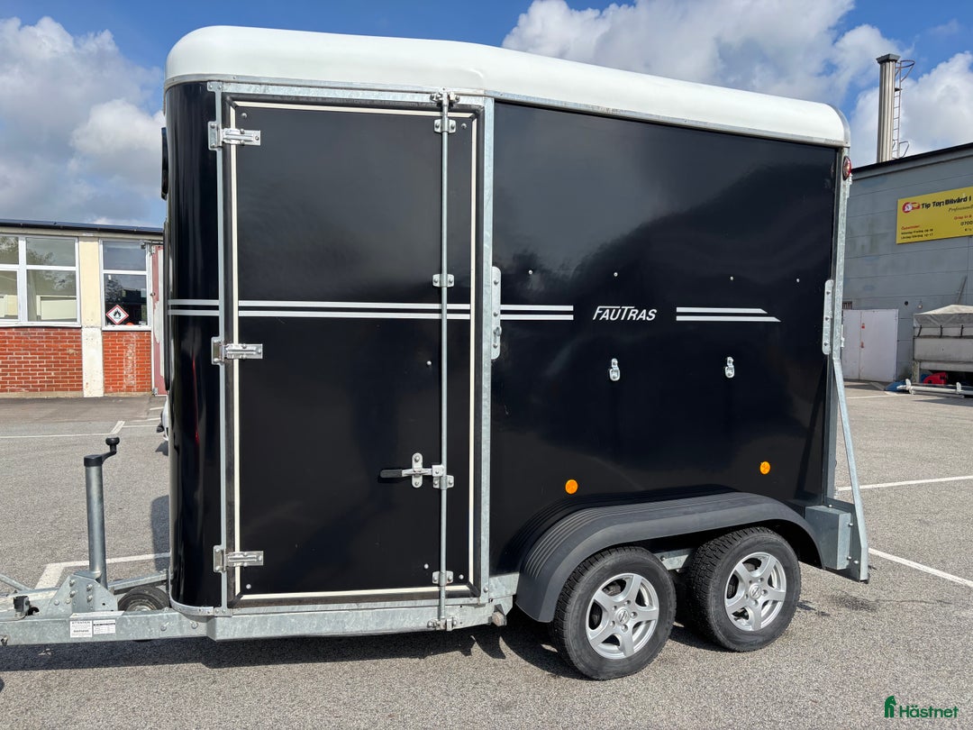 Hästtransporter  fordon & transport till salu: Superfin Fautras JMS ! i Skurup - Annons 1