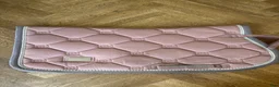 Schabrak & Vojlockar hästutrustning till salu: Equestrian Stockholm Pink Pearl schabrak – hopp - Annons 4
