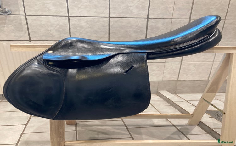 Sadlar hästutrustning till salu i Vittsjö - Annons 16