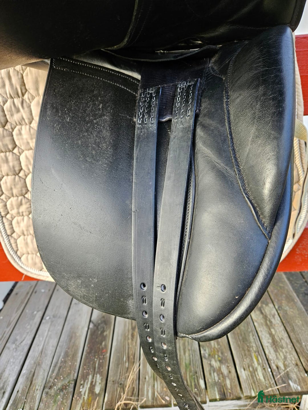Sadlar hästutrustning till salu: Dressyrsadel Morris & Nolan 16,5"  i Månstad - Annons 4