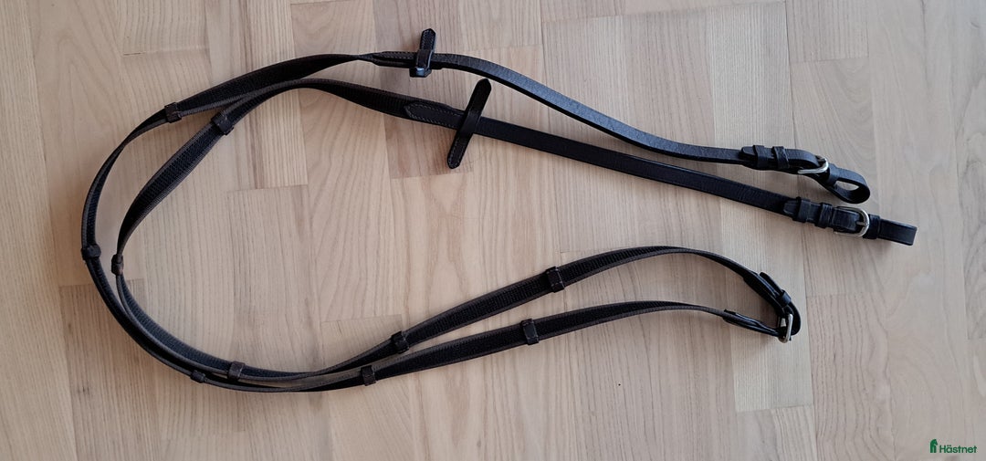 Övrig Hästutrustning hästutrustning till salu: Bruna tyglar i storlek F i Kullavik - Annons 1