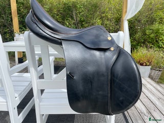Sadlar hästutrustning till salu: Prestige Golden Star i Aneby - Annons 8
