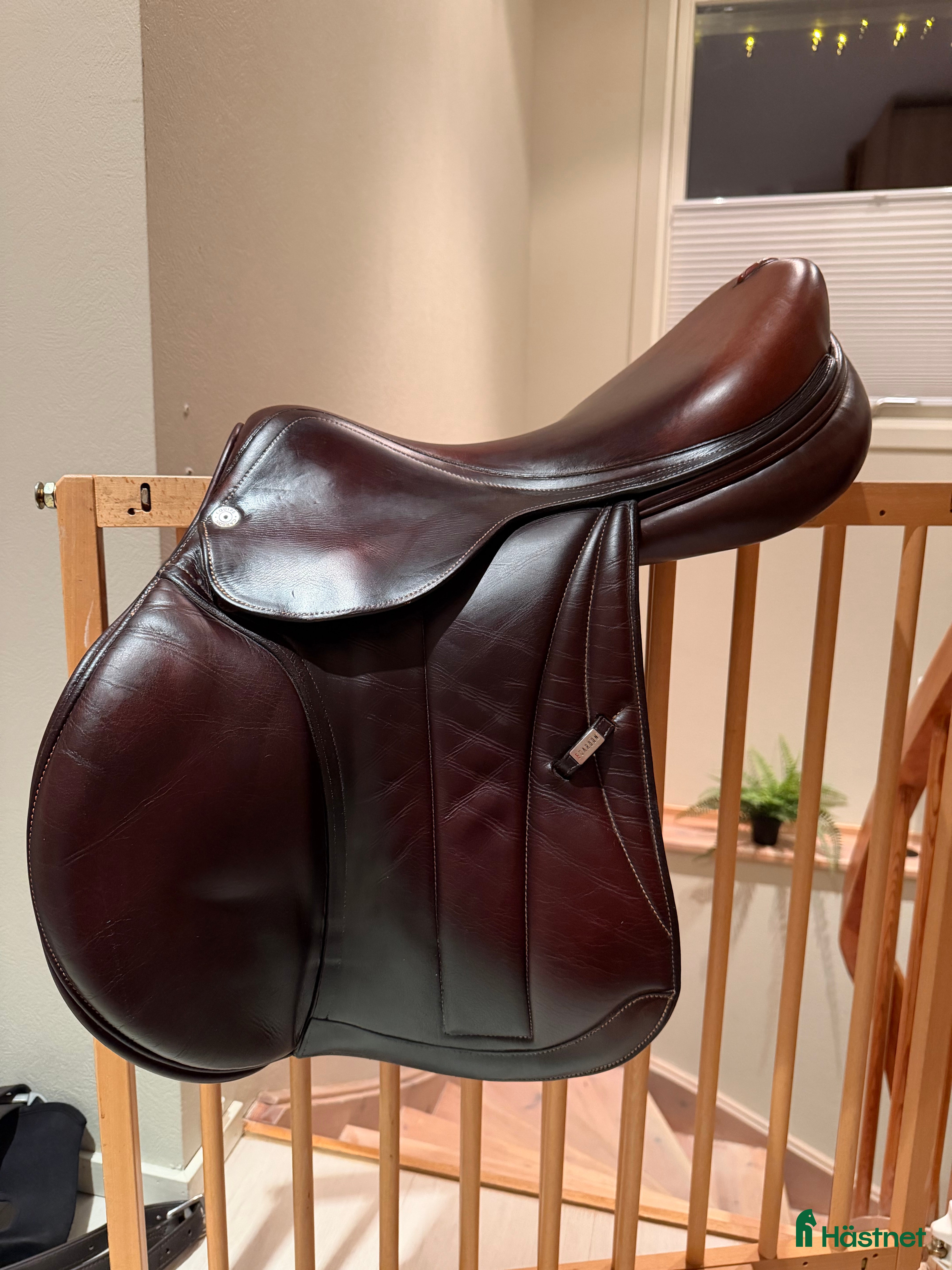 Sadlar hästutrustning till salu: Equipe E-Carbon Special One sal i Yven - Annons 1