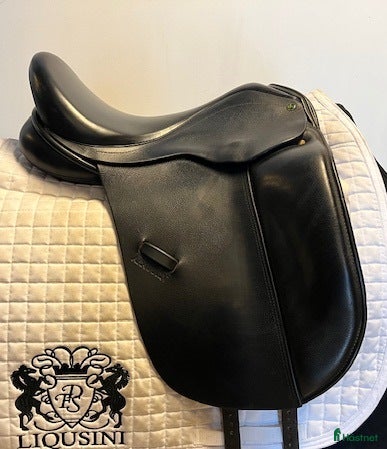 Sadlar hästutrustning Dressyrsadel Ideal Crown Aragorn 17" - Annons 4