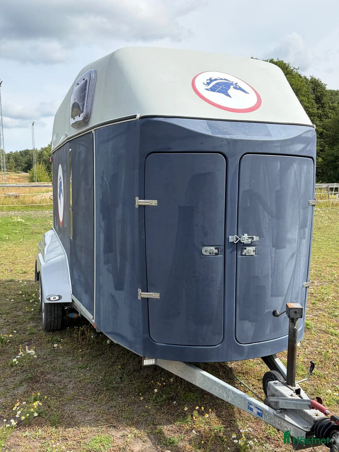 Hästtransporter  fordon & transport till salu: Thule Premium 200 - Annons 2