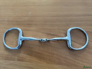 Bett hästutrustning Tunt tredelat eggbett 13,5cm - Annons 14