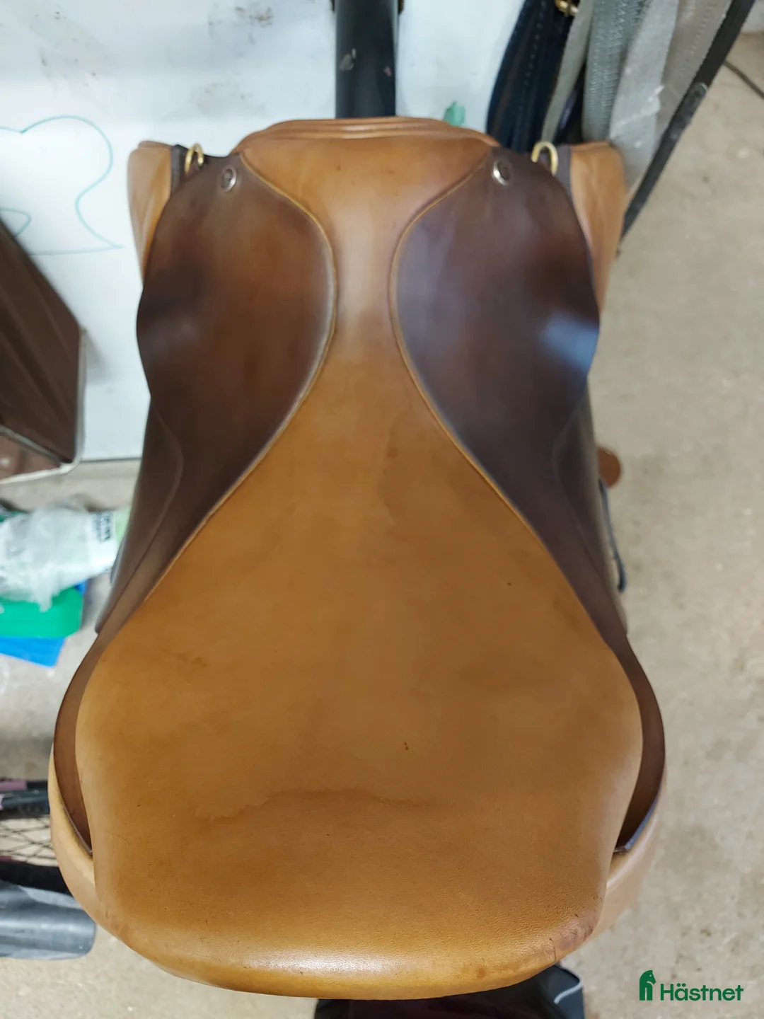 Sadlar hästutrustning till salu: Morris and Nolan hoppsadel i Åmål - Annons 6