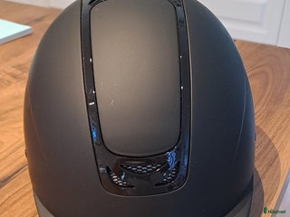 Hjälmar ryttarutrustning till salu: Ny ridhjälm JH collection i Rockneby - Annons 24