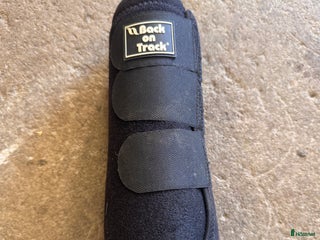 Benskydd hästutrustning till salu: Back on track royal exercise boots i Ödeshög - Annons 19