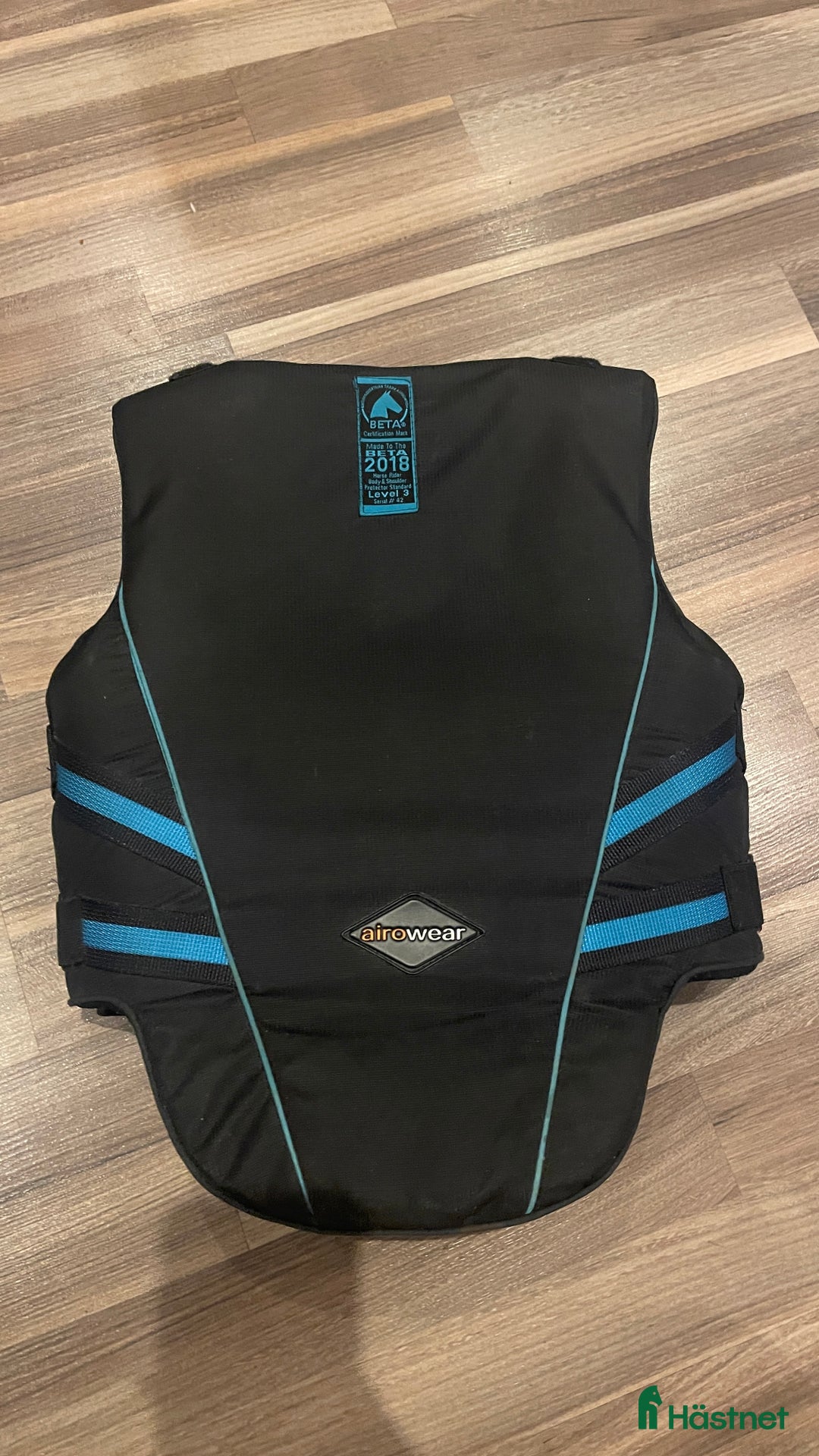 Säkerhetsvästar ryttarutrustning till salu: Fin säkerhetsväst i Huddinge - Annons 2