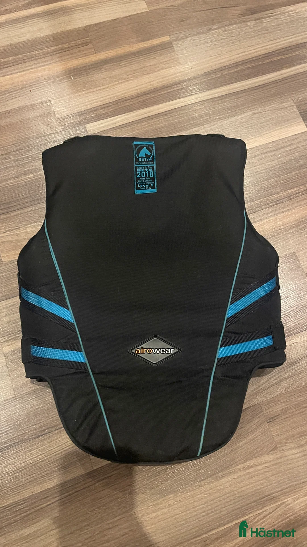 Säkerhetsvästar ryttarutrustning till salu: Fin säkerhetsväst i Huddinge - Annons 2