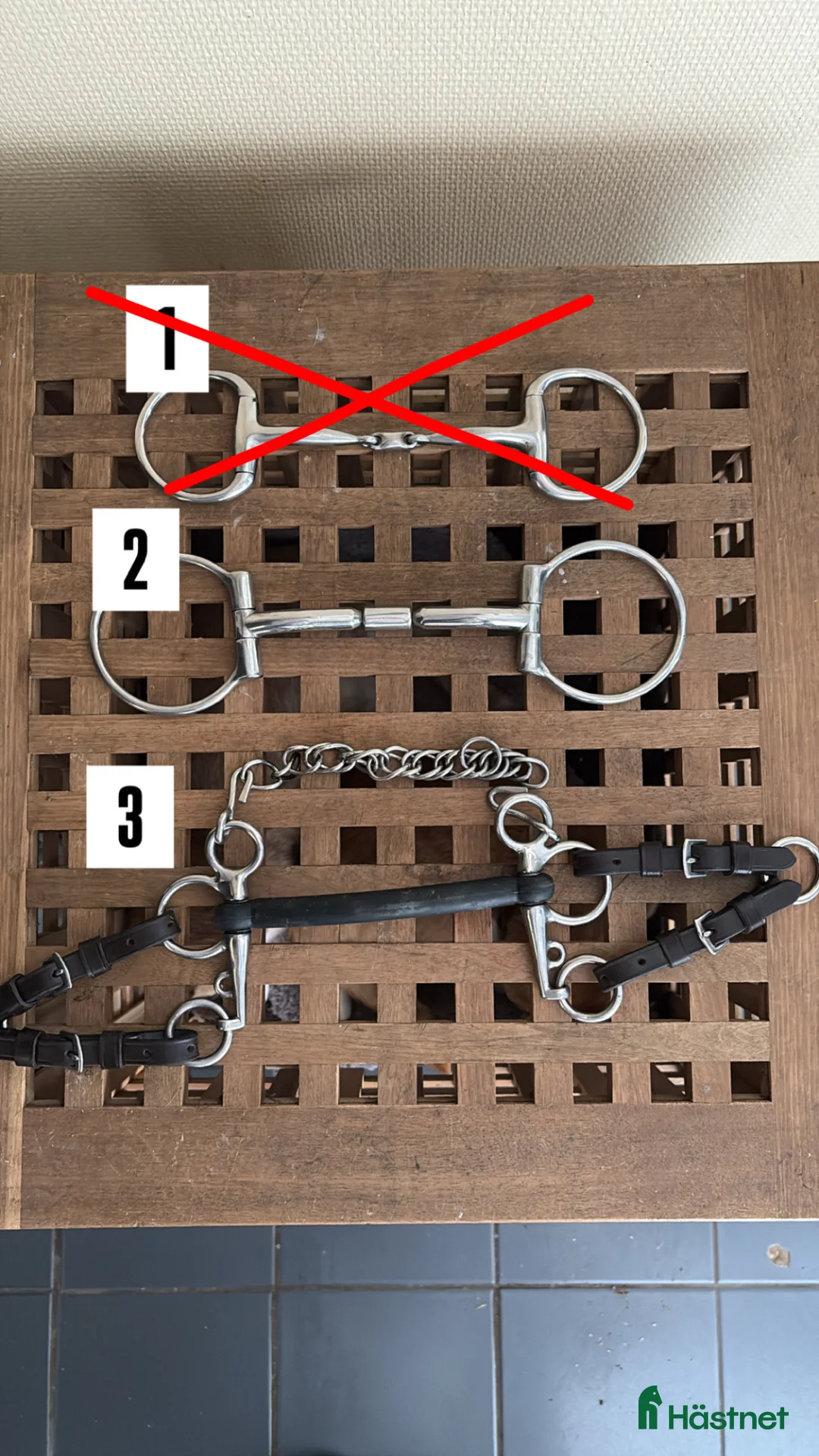 Bett hästutrustning till salu: Olika bett i Gränna - Annons 1