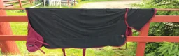 Täcken hästutrustning till salu: Back on track.  135cm - Annons 4