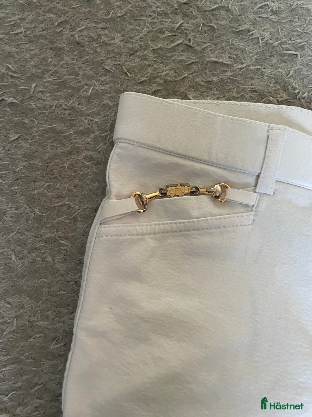 Ridbyxor ryttarutrustning till salu: Två par vita ridbyxor, storlek S och 160! i Örebro - Annons 5