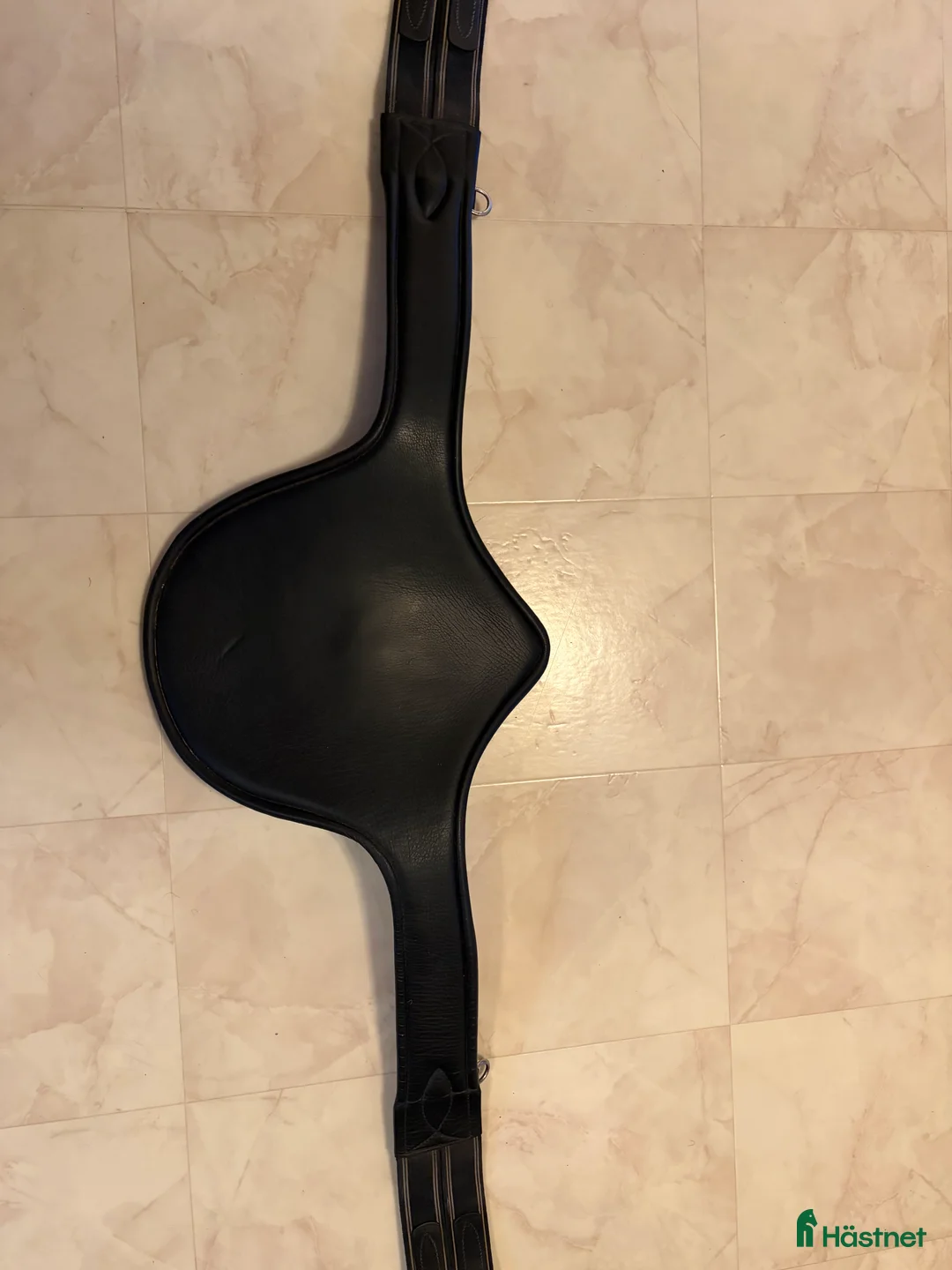 Sadeltillbehör hästutrustning till salu: Magplatta i Vallentuna - Annons 1