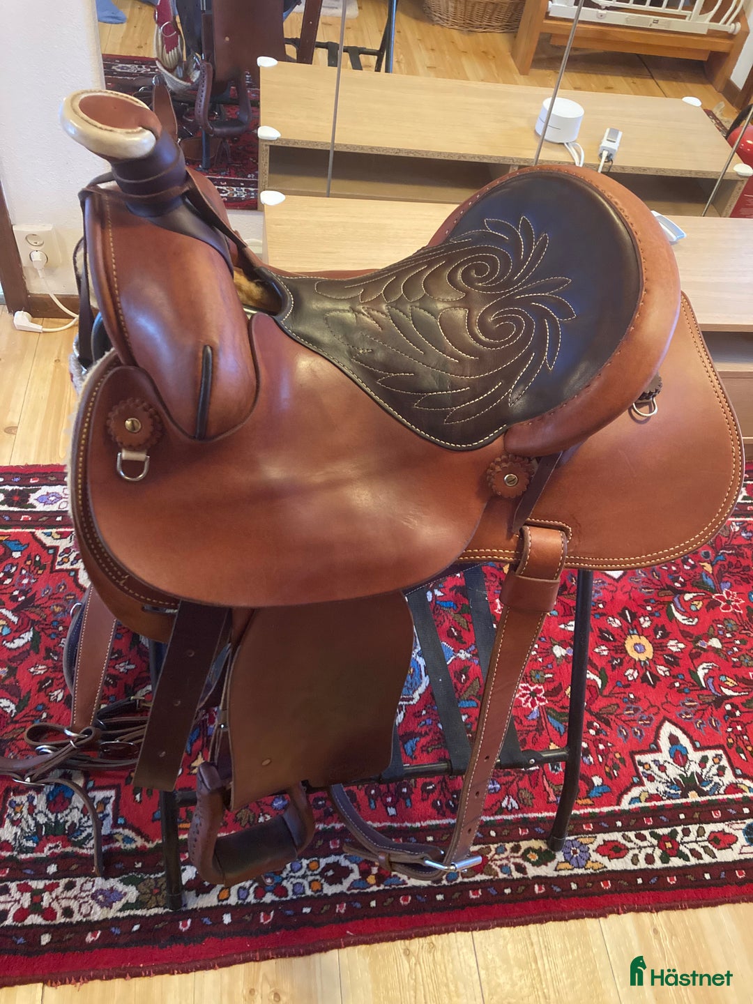 Sadlar hästutrustning till salu: Fallis sadel för balanserad sits  i Uppsala - Annons 2
