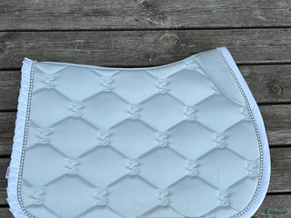 Schabrak & Vojlockar hästutrustning till salu: Fint PS of SWEDEN schabrak! i Västervik - Annons 2