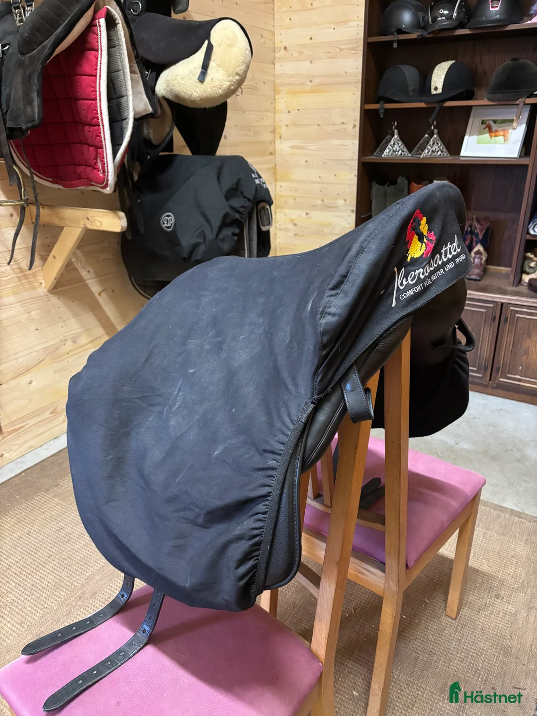 Sadlar hästutrustning till salu: Fantastiskt sadel i Bredared - Annons 2