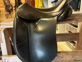 Sadlar hästutrustning till salu i Diö - Annons 2