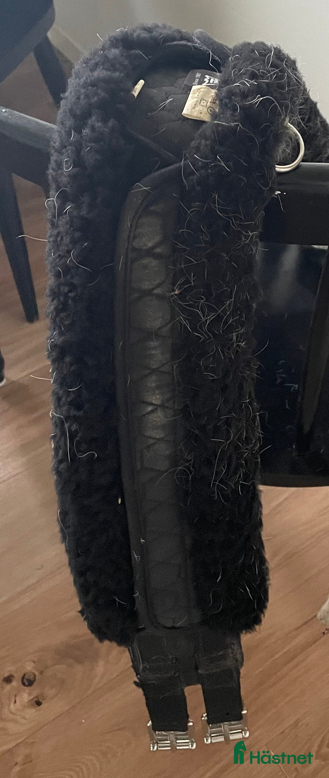 Sadeltillbehör hästutrustning till salu: Mattes sv crescent special platinum 120cm i Simrishamn - Annons 1