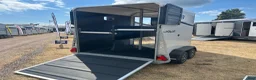 Hästtransporter  fordon & transport till salu: Nya Equi-trek med fronturlastning - Annons 4