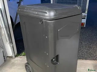 Stallinredning, stängsel & gård övrig utrustning till salu: Sadelskåp/tävlingsskåp - Annons 1