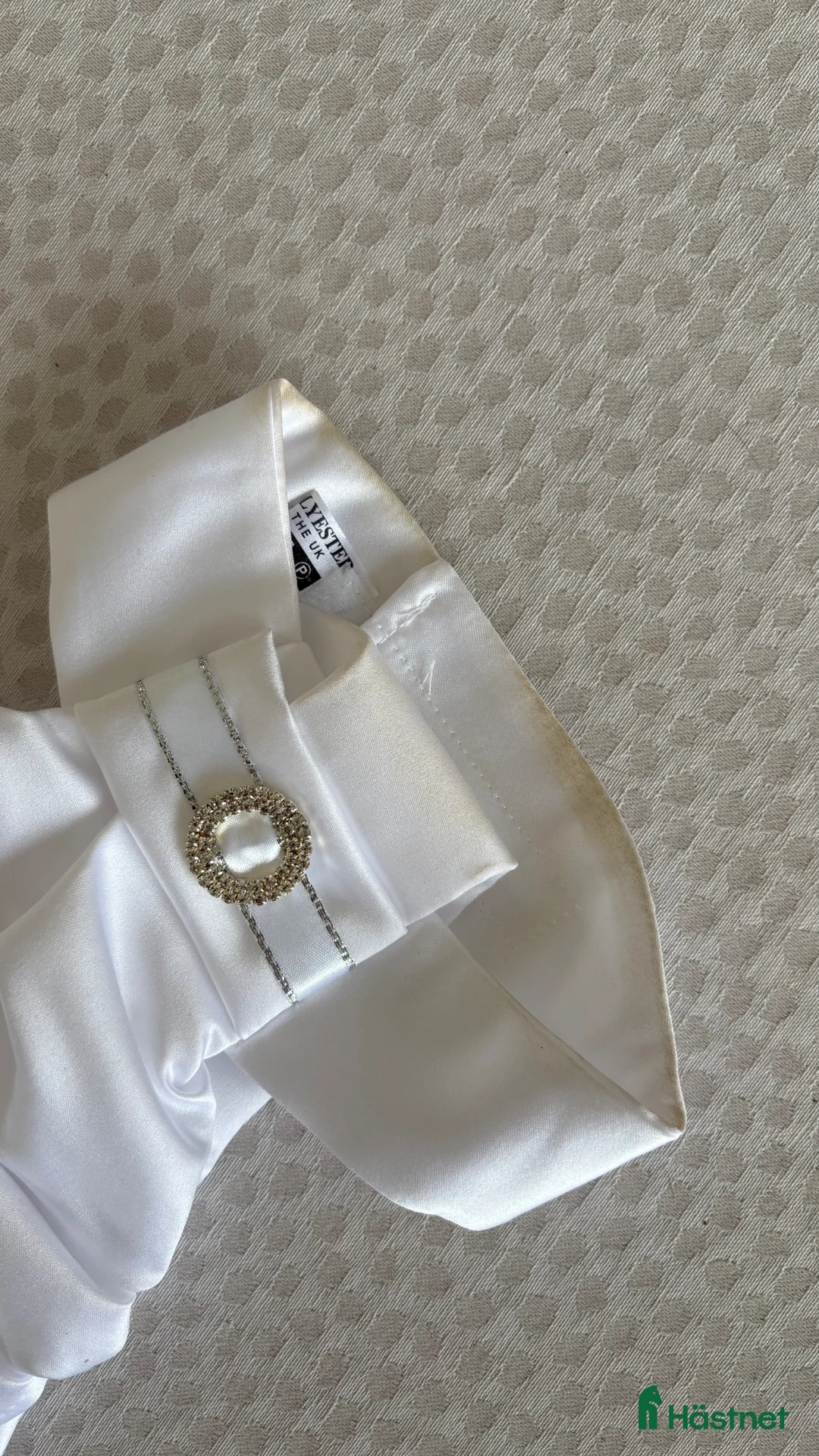 Övrigt Ridkläder ryttarutrustning till salu: Tävlings plastrong  - Annons 3