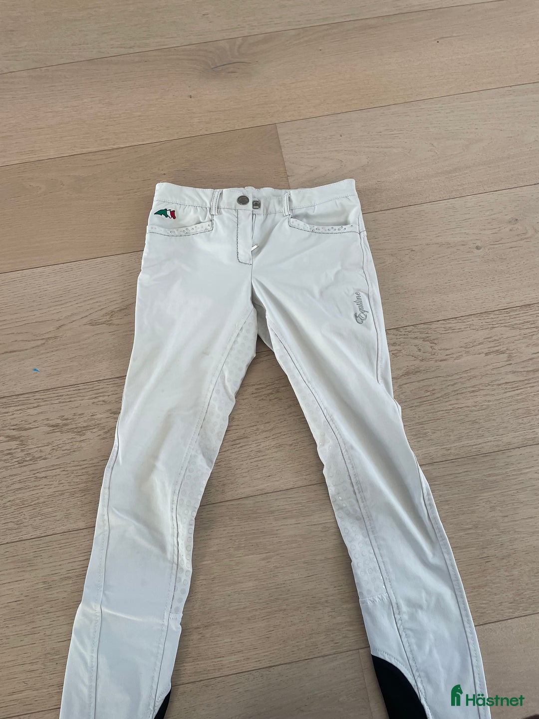 Ridbyxor ryttarutrustning till salu: Junior ridbyxor från equiline i Örebro - Annons 1