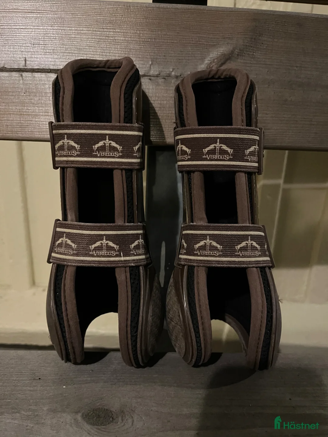 Benskydd hästutrustning till salu: Veredus benskydd - Annons 2