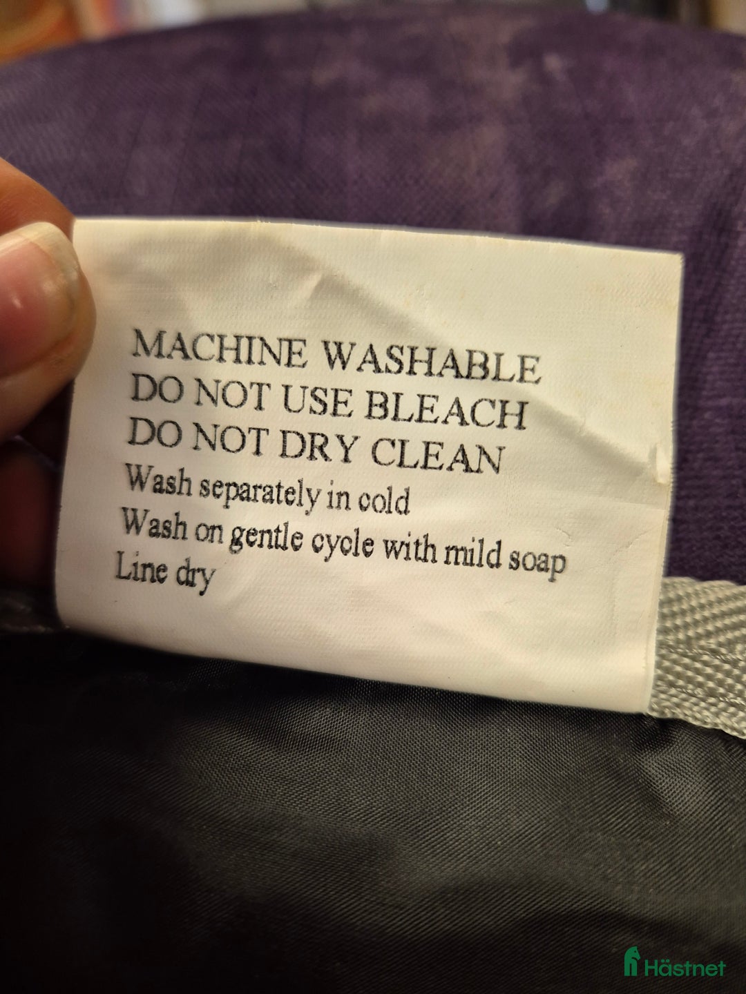 Täcken hästutrustning till salu: Vinterdäcken med hals i Rossön - Annons 6