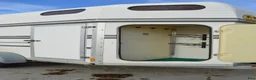 Hästtransporter  fordon & transport till salu: Boj Bravo 220 SEH Totalvikt 1990kg Hästsläp - Annons 4