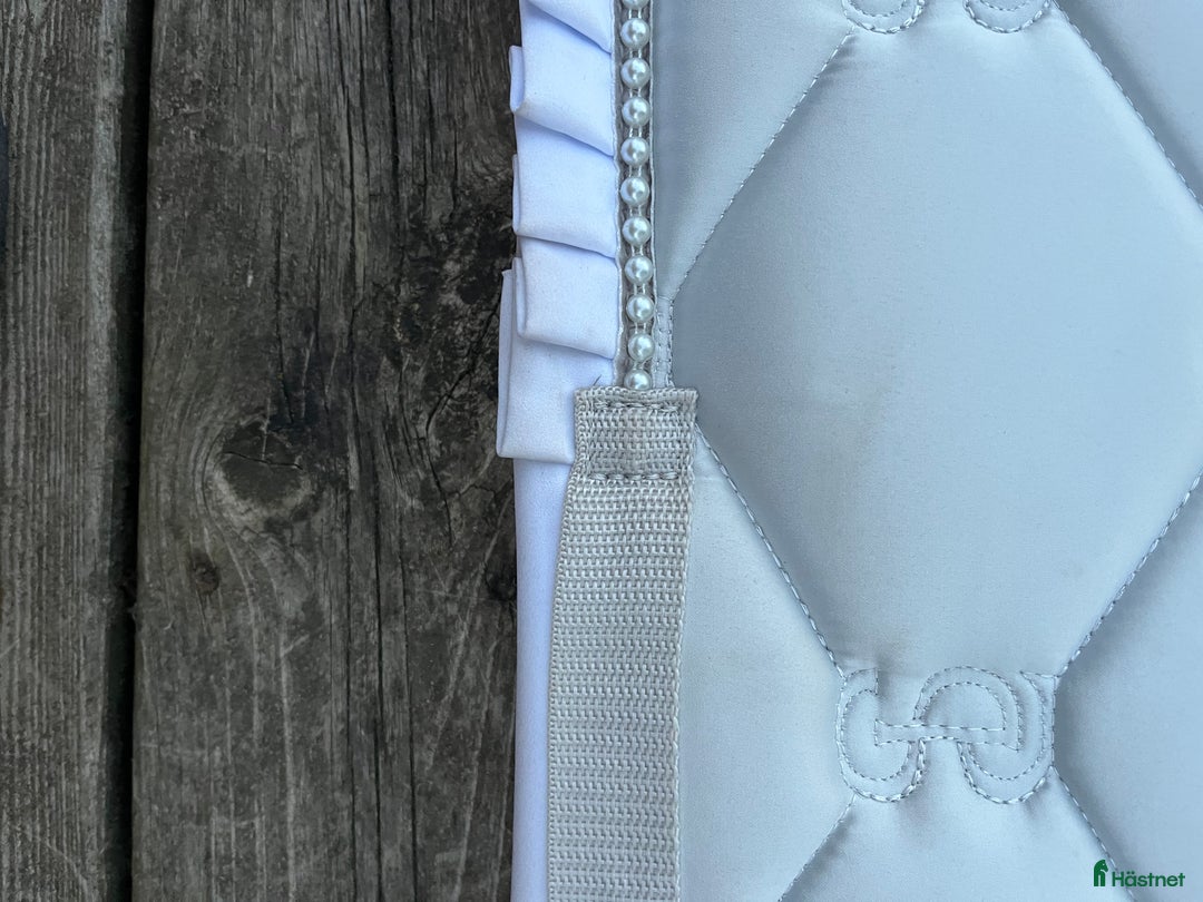 Schabrak & Vojlockar hästutrustning till salu: Fint PS of SWEDEN schabrak!  i Västervik - Annons 9