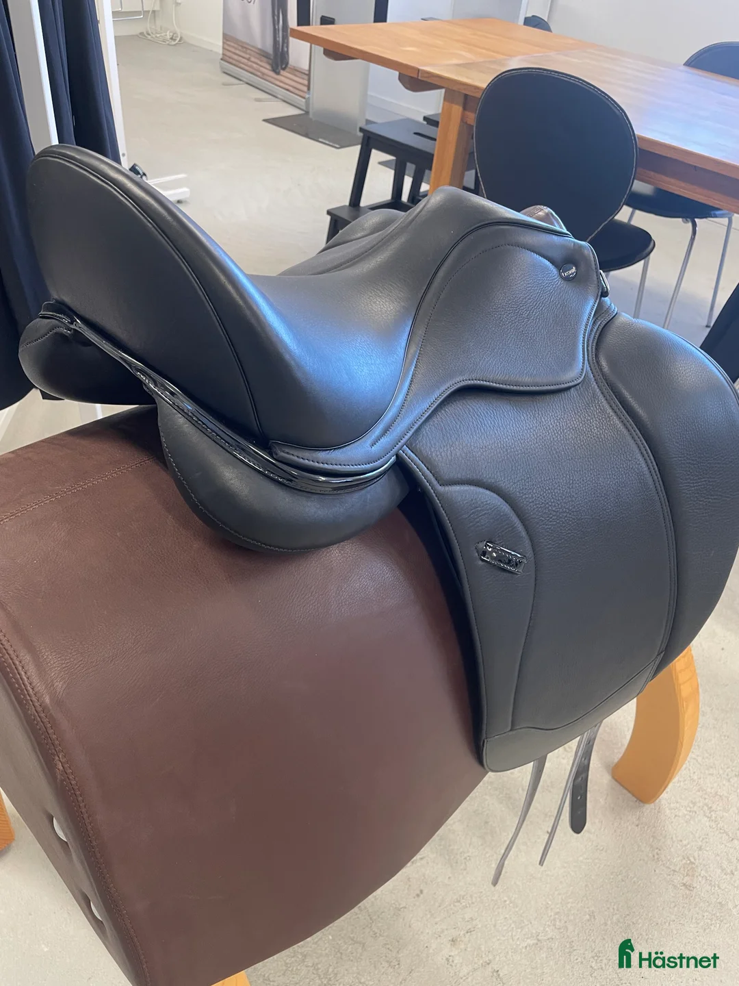 Sadlar hästutrustning till salu: Ikonic Light Monoflap i Helsingborg - Annons 3
