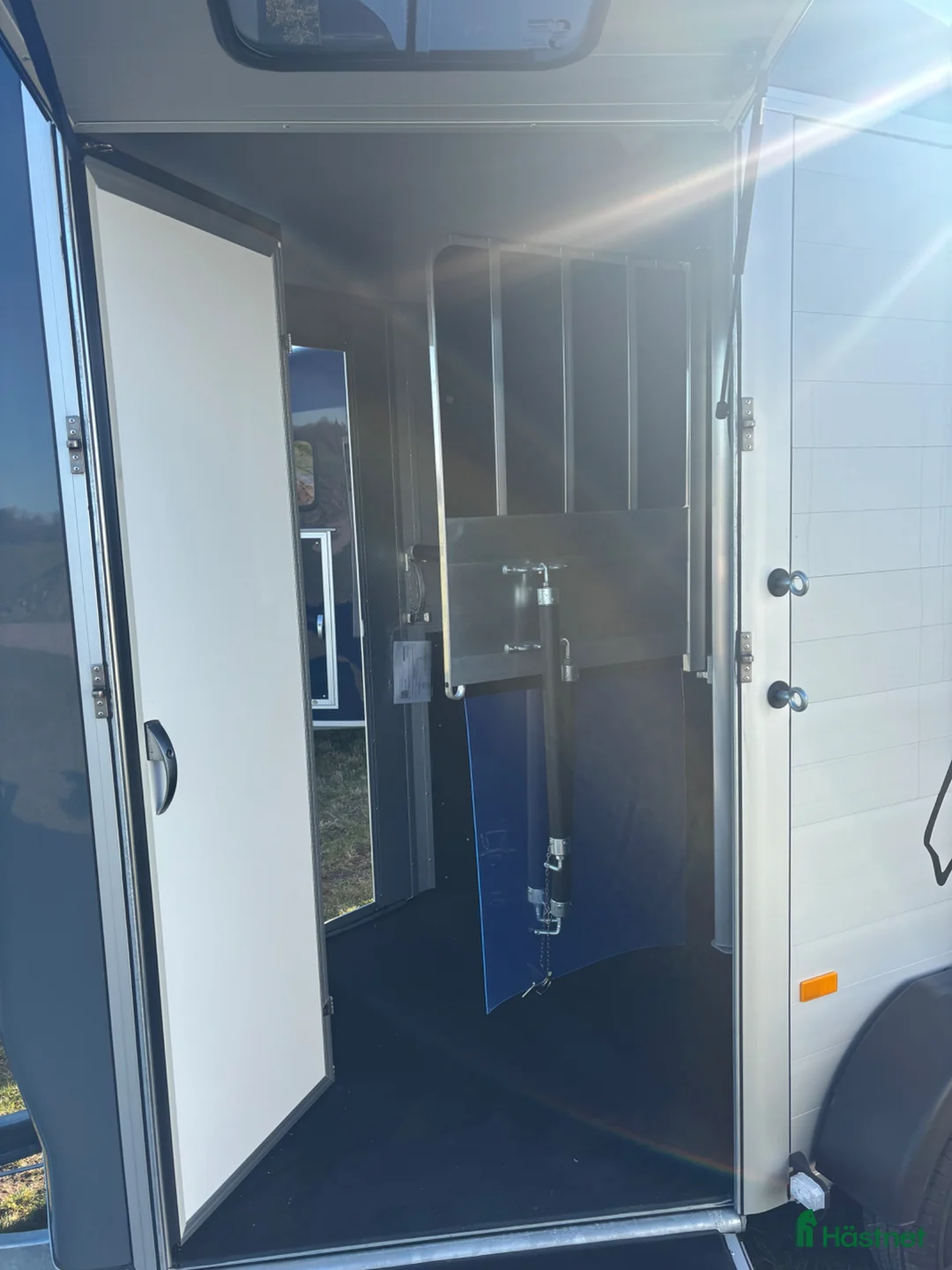Hästtransporter  fordon & transport till salu: Cheval Touring Country  - Annons 8