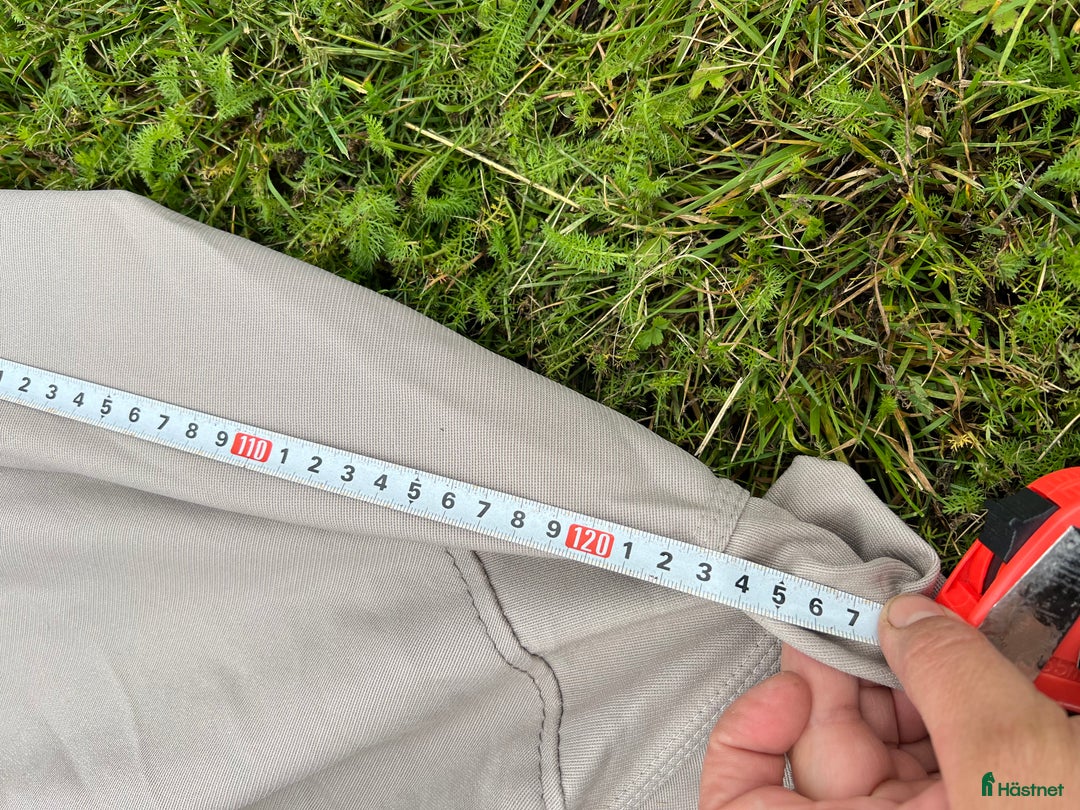 Täcken hästutrustning till salu: Horze  i Kolbäck - Annons 2