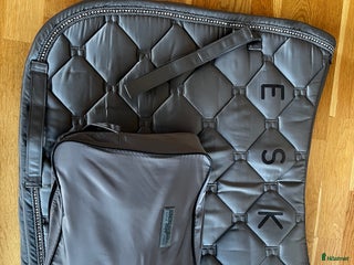 Schabrak & Vojlockar hästutrustning till salu: Eskadron set i Jönköping - Annons 16