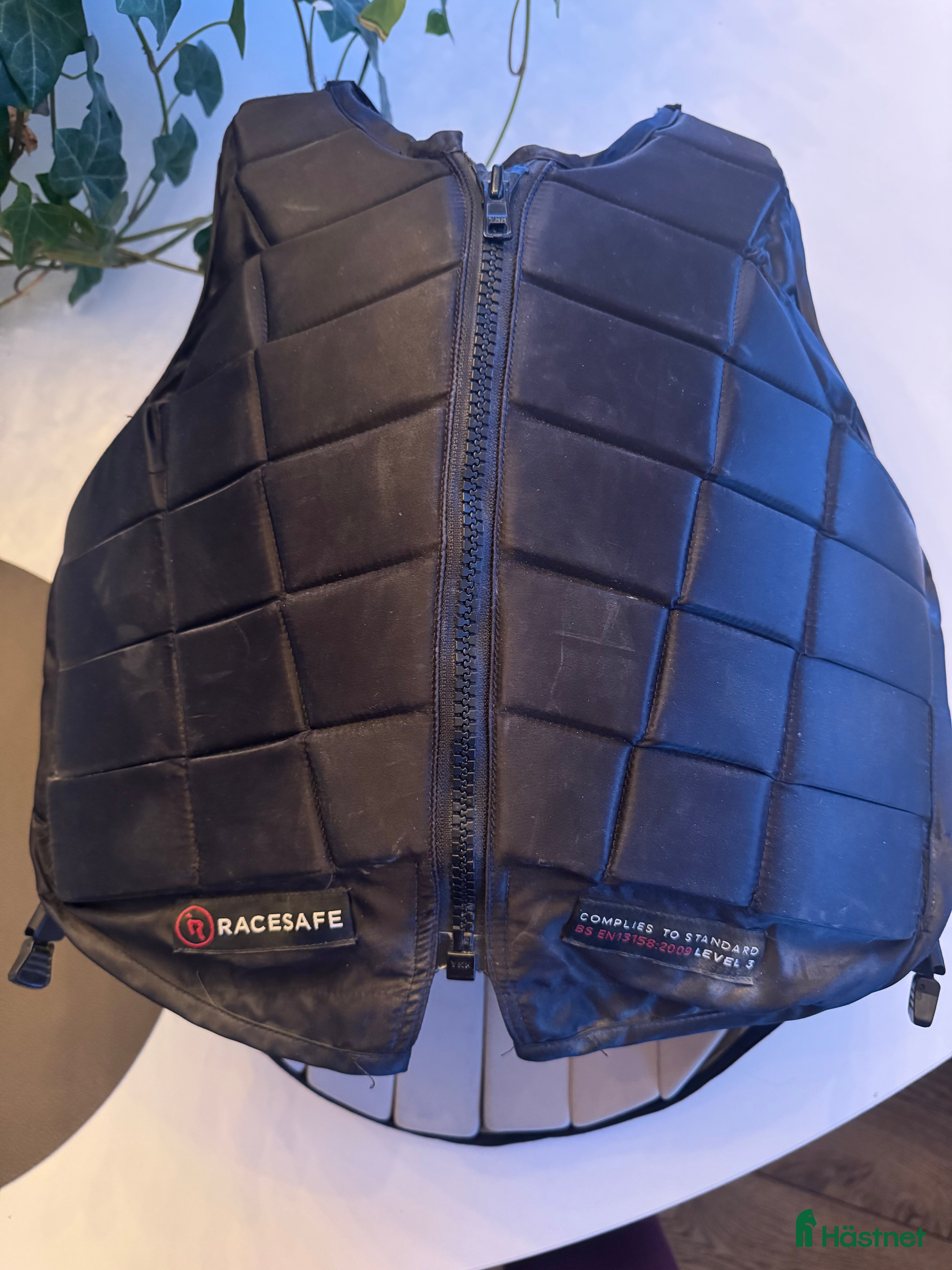 Säkerhetsvästar ryttarutrustning till salu: RaceSafe RS2010 Child XL - Annons 1