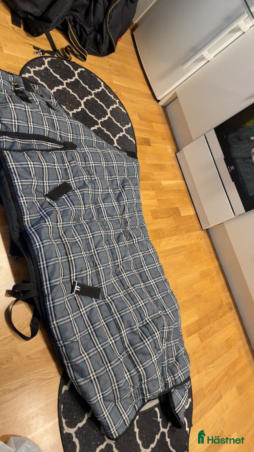 Täcken hästutrustning till salu: Häst täcken i Nyköping - Annons 8