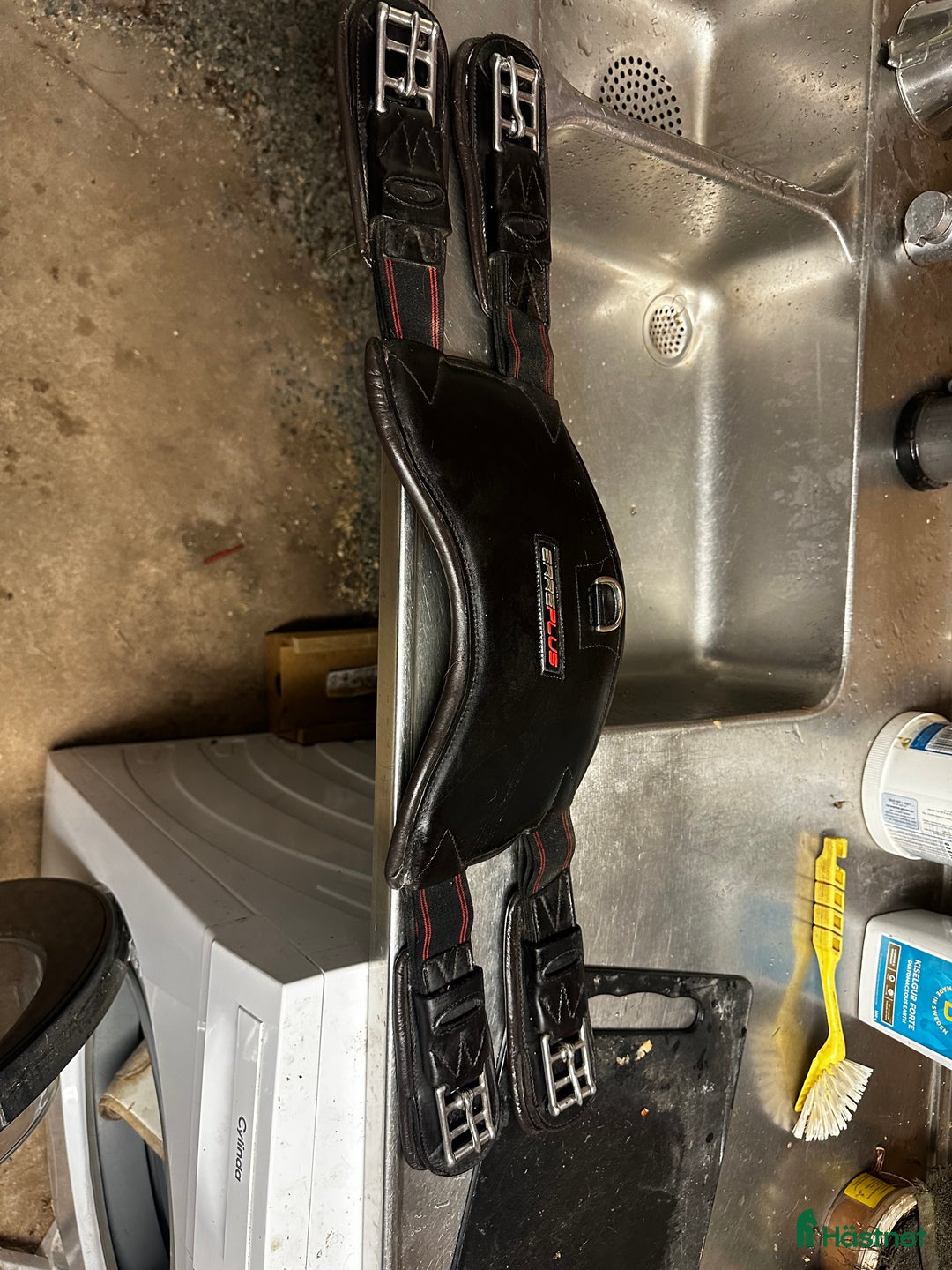 Sadlar hästutrustning till salu: Brun erreplus Vittoria  i Ydre - Annons 6