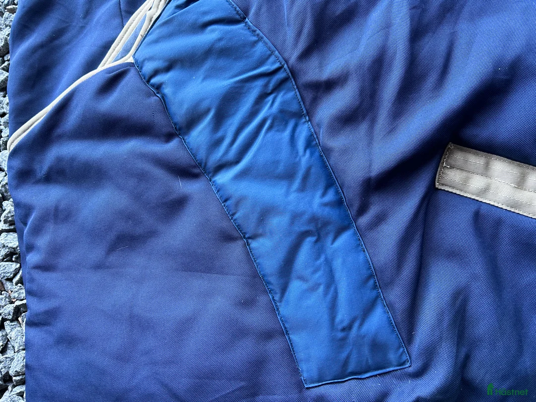 Täcken hästutrustning till salu: Stalltäcke Equiline, Regntäcke Horsewear i Enköping - Annons 4