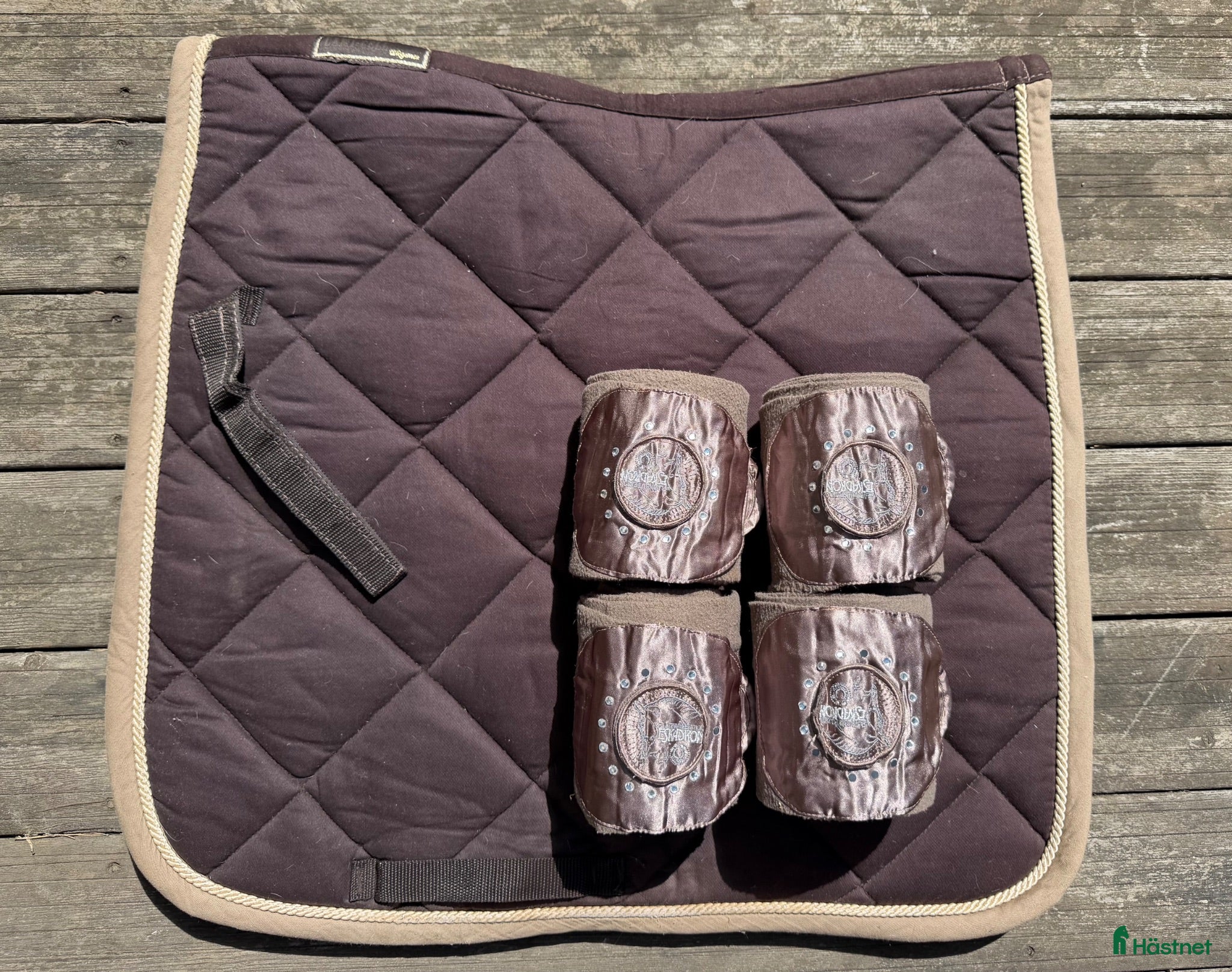 Schabrak & Vojlockar hästutrustning Brunt Lami-Cell schabrak + bling lindor - Annons 2