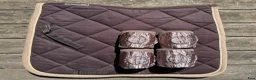 Schabrak & Vojlockar hästutrustning till salu: Brunt Lami-Cell schabrak + bling lindor - Annons 1
