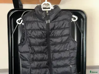 Jackor & Kavajer ryttarutrustning till salu: Fin väst i Ramsele - Annons 2