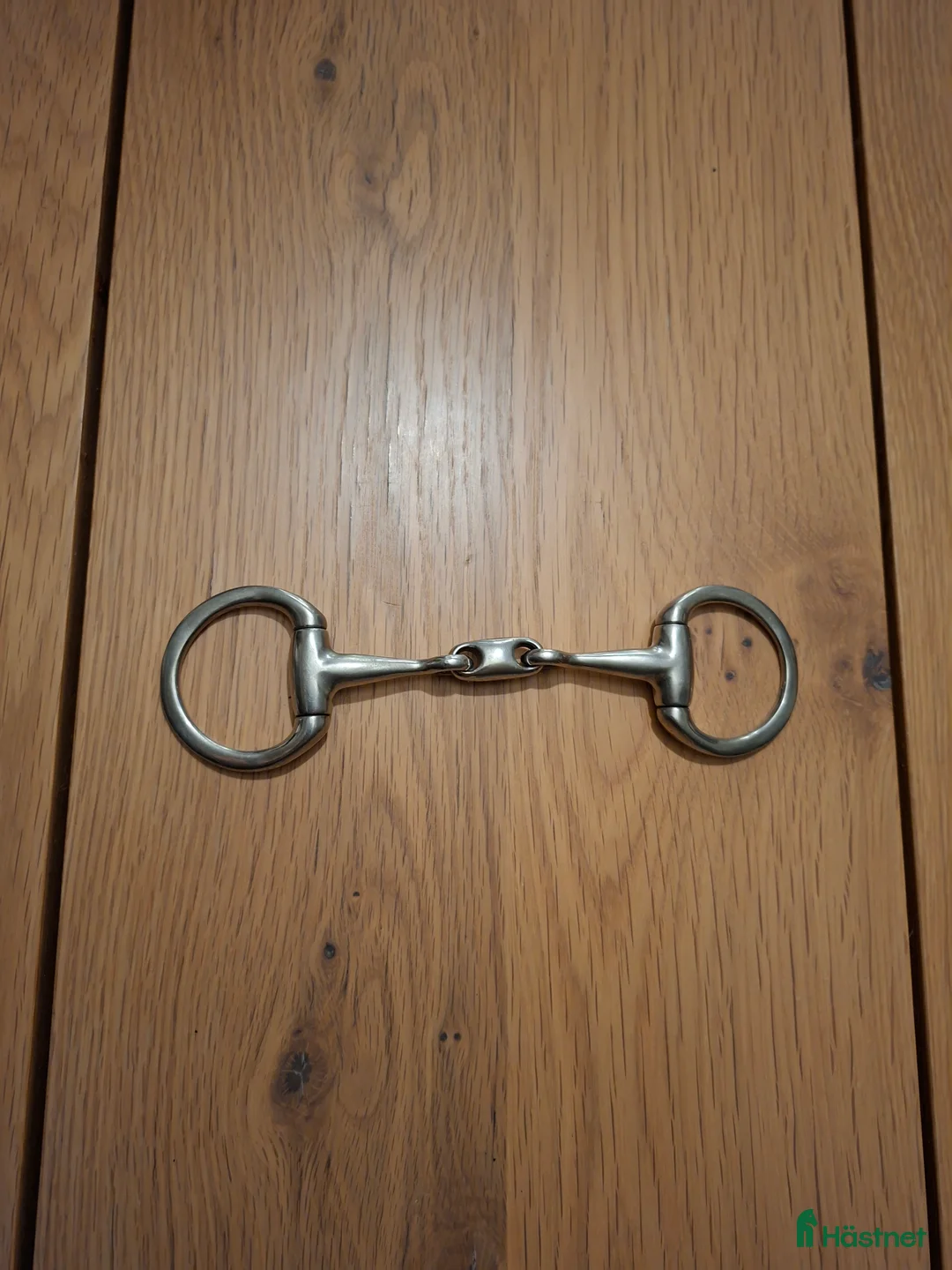 Bett hästutrustning till salu: Tredelat bett i Örebro - Annons 1