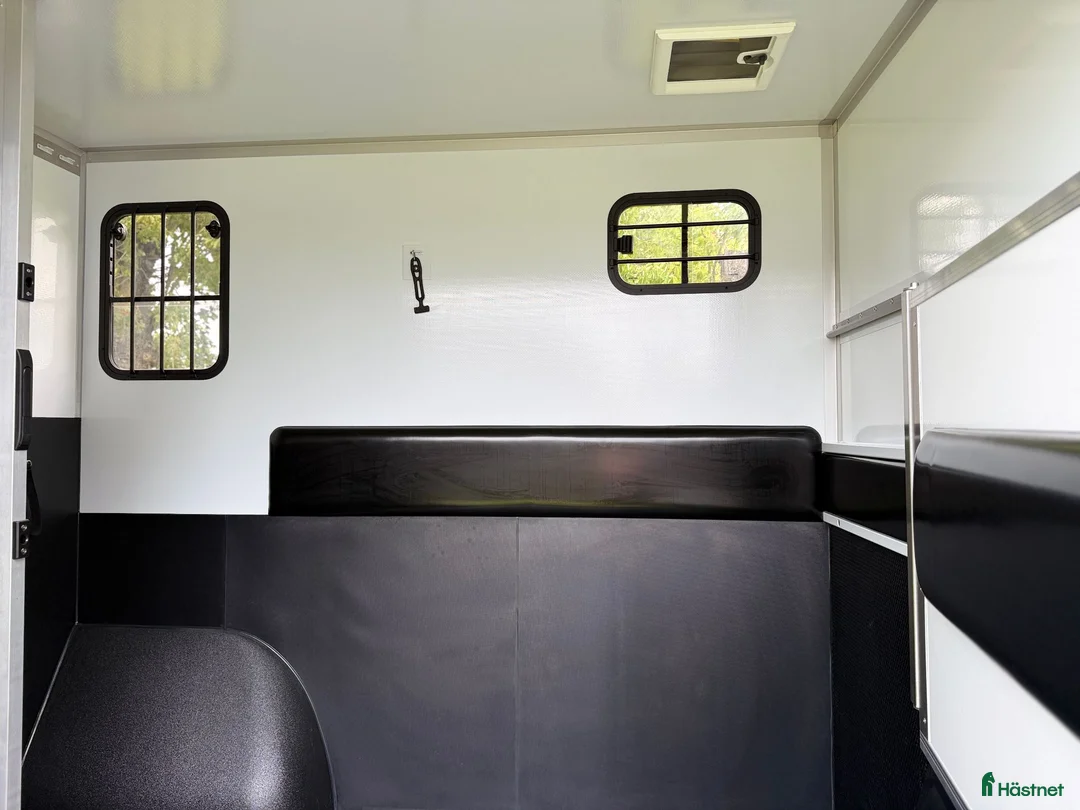 Hästlastbilar  fordon & transport till salu: Horsepartner Equimax C1 – 5-sits - Annons 22