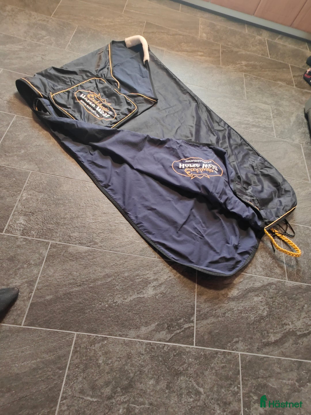 Täcken hästutrustning till salu: Tävlings täcke EXCLUSIVE HORSEWEAR i Ängelholm - Annons 3